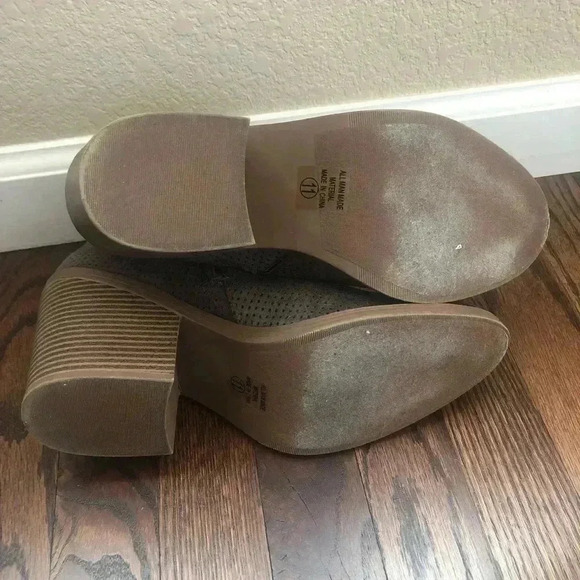 Soda Ankle Boots Gray Women’s size 11  Side Zip - Picture 11 of 11